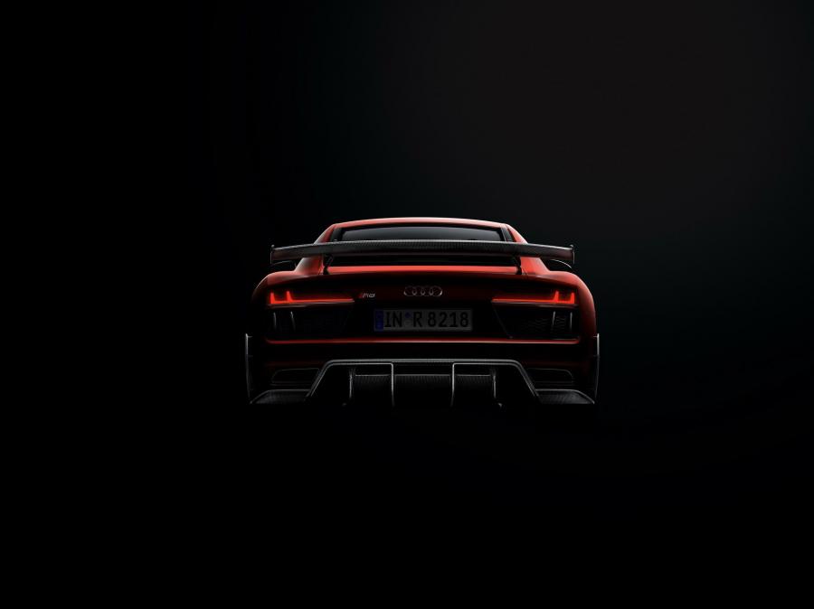  Audi R8 V10 Plus Performance Parts 2018 года  (WW) (фото 3 из 3)